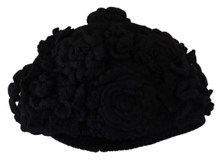 Schwarze Strickmütze aus Wolle