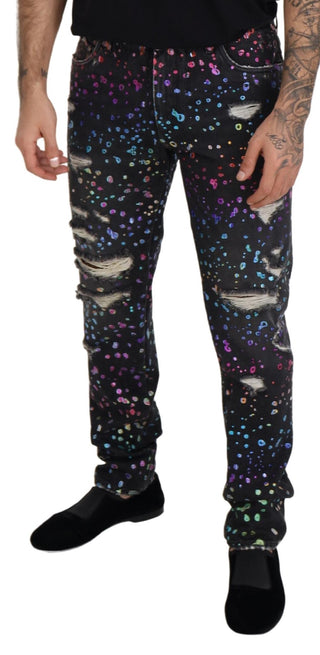 Schwarze mehrfarbig bedruckte zerrissene Jeans