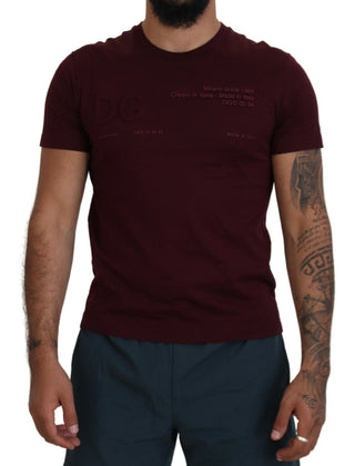 Camiseta para hombre de manga corta granate con estampado  
