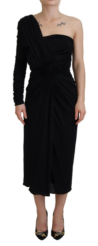 Vestido de lana negro con escote asimétrico y diseño cruzado