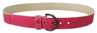 Cinturón de cuero rosa con hebilla redonda y logo de letras