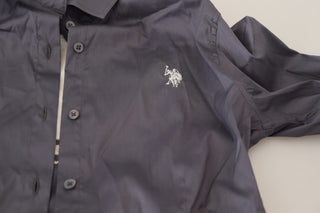 Blusa gris con cuello y mangas largas estampada