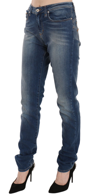 Jeans de mezclilla azul lavado de cintura media y corte ajustado