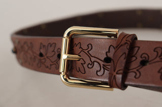 Brauner Ledergürtel mit Blumen und Nieten und Metallschnalle