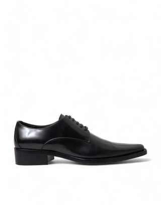 Schwarze Leder-Schnürschuhe mit flachem Absatz