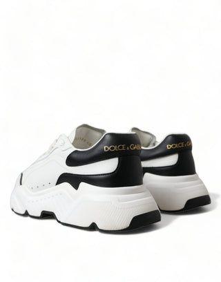 Zapatillas Daymaster blancas y negras de corte bajo  