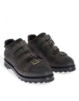 Graue Leder-Stiefeletten mit Knöchelriemen