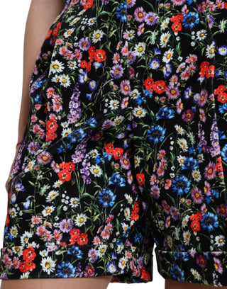 Pantalones cortos hot pants negros con estampado floral y talle alto