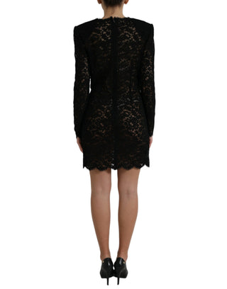 Vestido corto ajustado de algodón negro con encaje