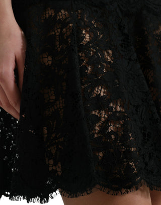 Vestido corto A-line de algodón negro con encaje floral