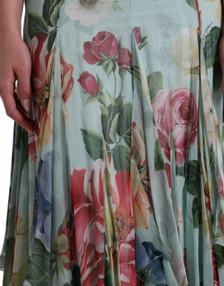 Vestido largo maxi azul con estampado floral y volantes