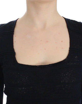 Blauer Strickpullover aus Stretch-Wolle