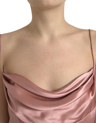 Vestido largo rosa de seda con tirantes finos