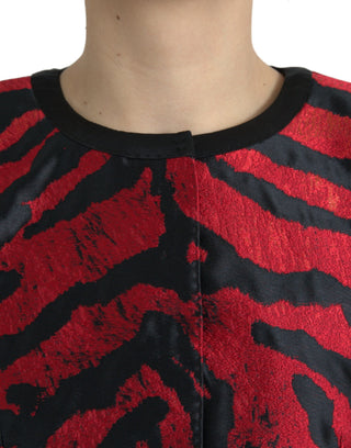 Chaqueta corta negra con estampado rojo