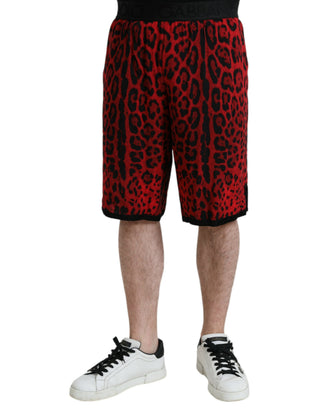 Bermudas rojas de viscosa con estampado de leopardo