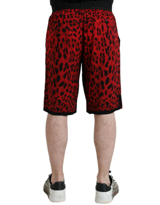 Bermudas rojas de viscosa con estampado de leopardo