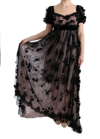 Schwarz-rosa Seidenkleid mit Applikationen