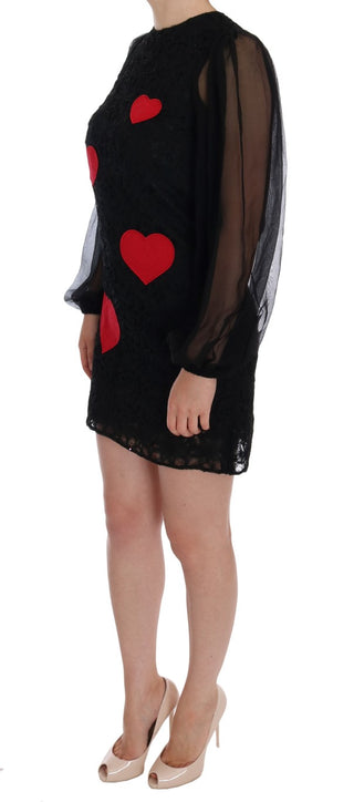 Vestido de Encaje Negro con Corazón Rojo