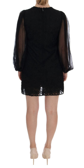 Vestido de Encaje Negro con Corazón Rojo
