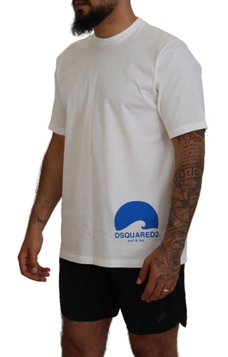 Weißes Baumwoll-T-Shirt mit kurzen Ärmeln und Rundhalsausschnitt