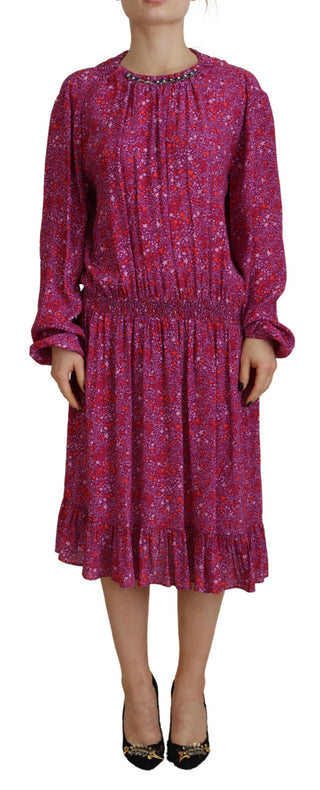 Fuchsiafarbenes Kleid mit langen Ärmeln und Sternenstickerei
