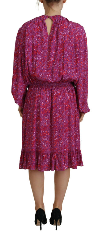 Fuchsiafarbenes Kleid mit langen Ärmeln und Sternenstickerei