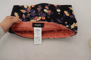 Schwarzer Minirock mit Blumenstickerei und halber Taille in A-Linie