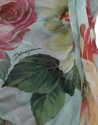 Blaues Maxikleid mit Blumenmuster und Stufenrock