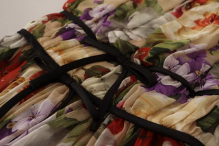 Beiges ärmelloses Rundhals-Minikleid mit Blumenmuster