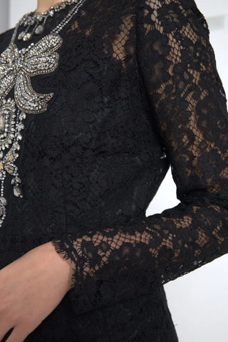 Schwarzes Nylon-Spitzenkleid mit Verzierungen
