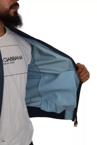 Blaue Lederjacke mit Perforation und durchgehendem Reißverschluss