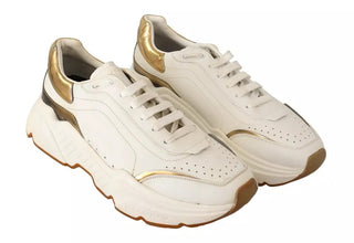 Sneaker DAYMASTER aus weißem Goldleder