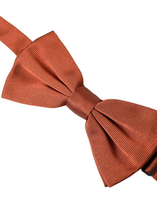 Pajarita para hombre de seda marrón con cuello ajustable