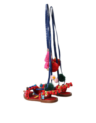 Mehrfarbige Pom-Pom-Sandalen mit Fell
