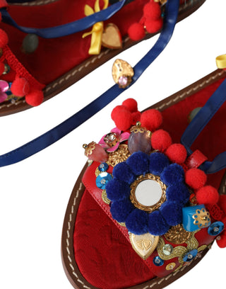 Mehrfarbige Pom-Pom-Sandalen mit Fell