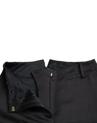 Pantalones capri negros de cintura alta y corte cropped