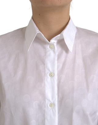 Polo blanco con cuello y mangas cortas