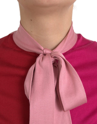 Rosa Kurzarm-Pullover mit Ascotkragen