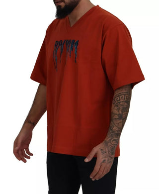 Camiseta roja de algodón con bordado de logo y cuello redondo