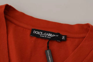 Camiseta roja de algodón con bordado de logo y cuello redondo