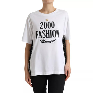 Camiseta blanca con estampado de eslogan y detalles de cordones