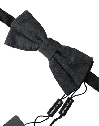 Pajarita para hombre de seda gris oscuro con cuello ajustable