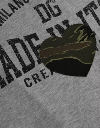 Camiseta gris de algodón con estampado gráfico y cuello redondo