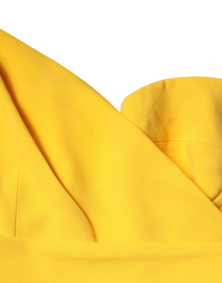 Gelbes One-Shoulder-Midikleid mit seitlichem Schlitz