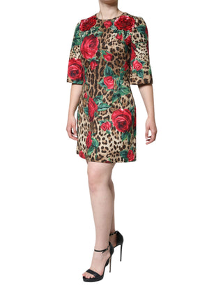 Vestido en línea A de algodón con estampado de leopardo marrón y rosas rojas