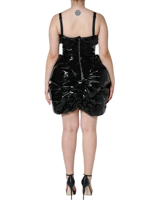 Schwarzes plissiertes beschichtetes Minikleid aus Polyester