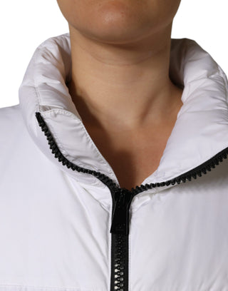 Chaqueta blanca acolchada con cremallera completa