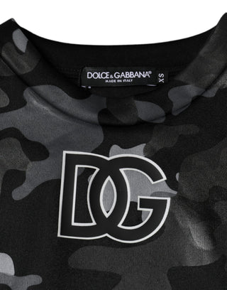 Sudadera negra con estampado de camuflaje y cuello redondo