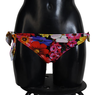 Parte inferior de bikini con estampado floral negro para baño y playa