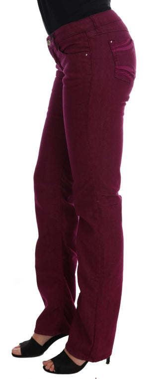 Jeans de denim elástico de algodón con lavado rojo